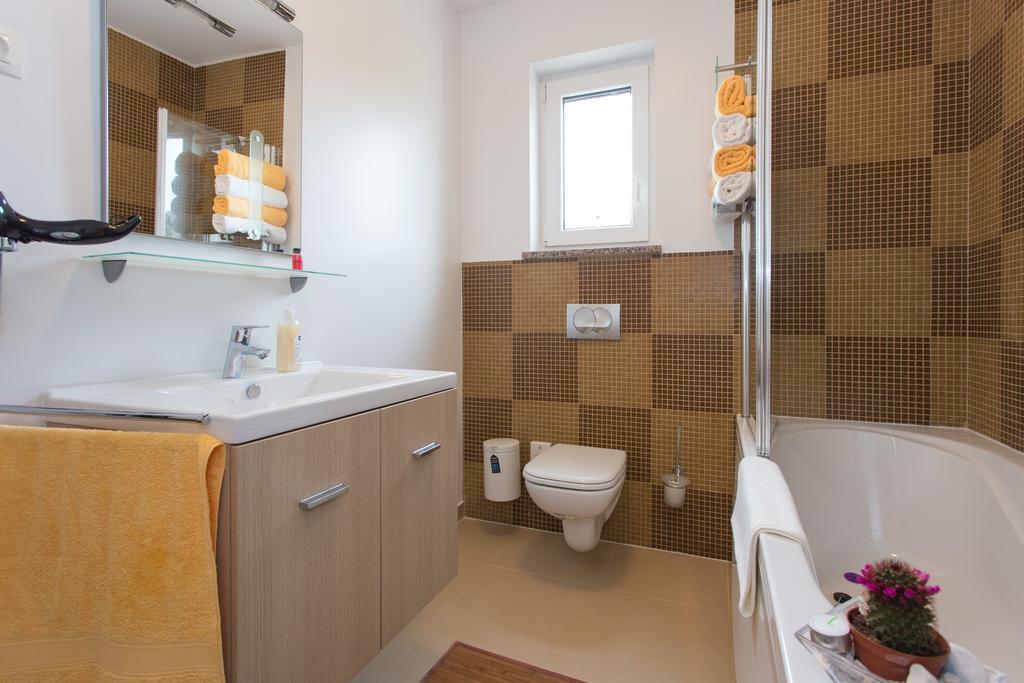 Apartment Soni A4 크르크 외부 사진